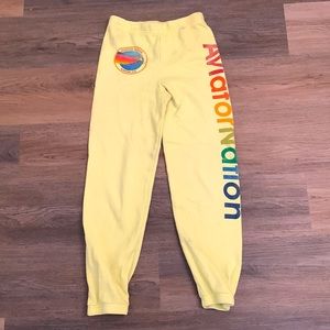 ‼️🔔MAY NOT BE SELLING!!‼️🚨Yellow Aspen Aviator Nation Sweat Petite.